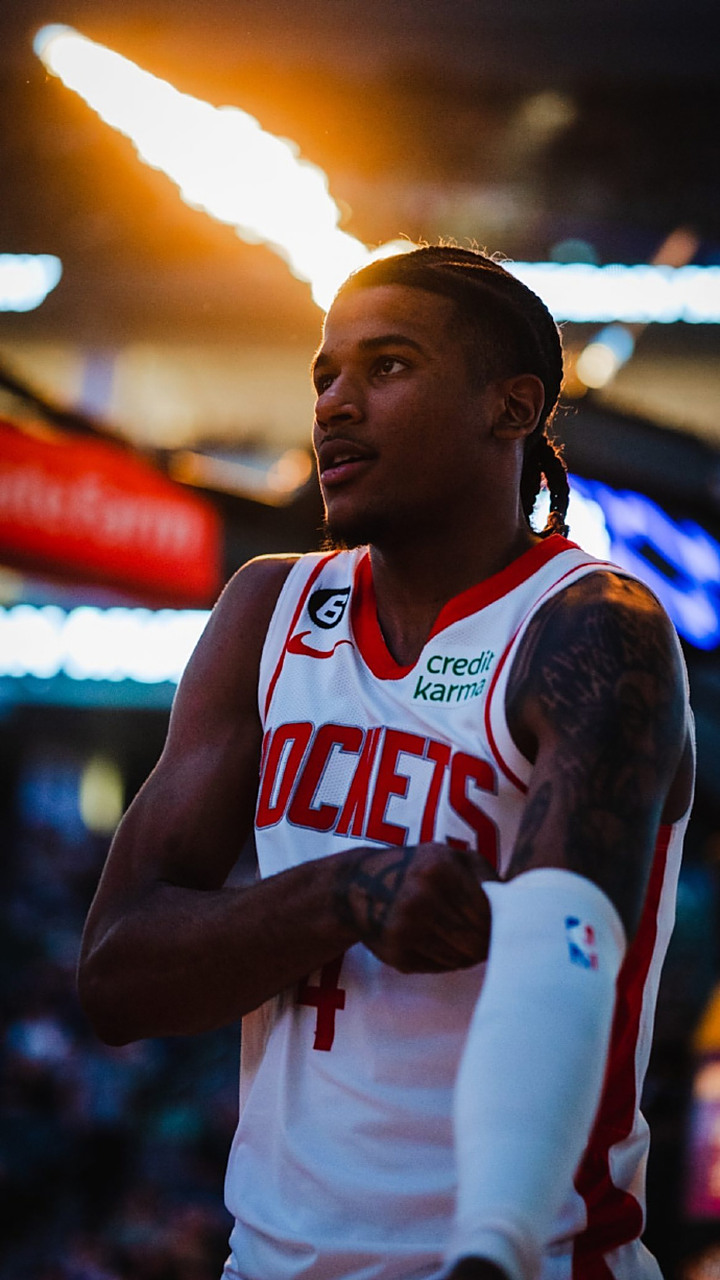 熊猫体育平台-包含火箭客场惨败魔术，保尔表现糟糕的词条