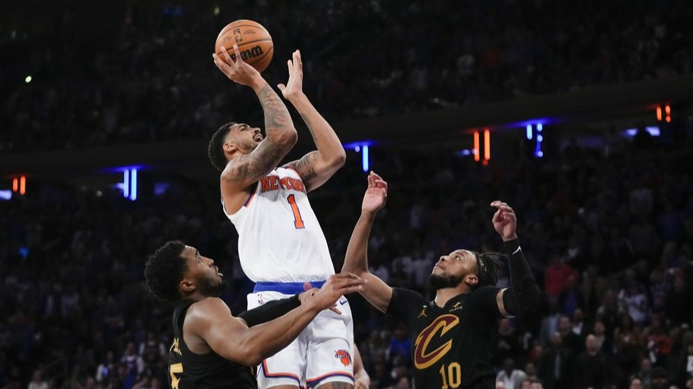 熊猫体育全站APP下载-骑士客场大胜尼克斯，结束连败