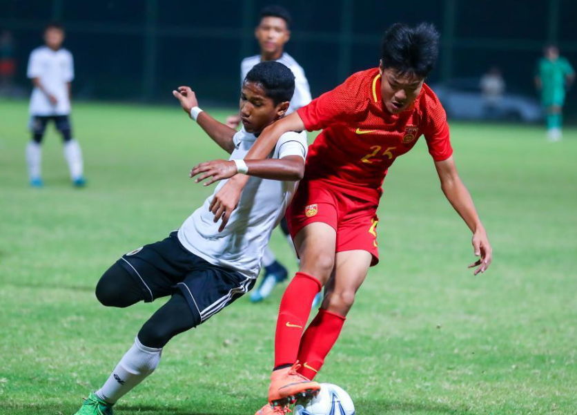 新加坡球队遭遇挑战，难以晋级淘汰赛