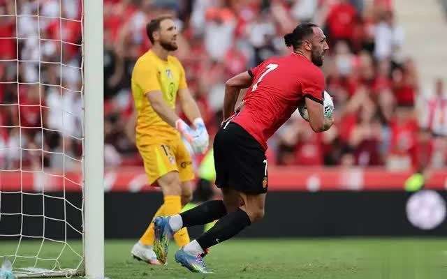 马略卡前锋连番斩获进球帮助球队的简单介绍