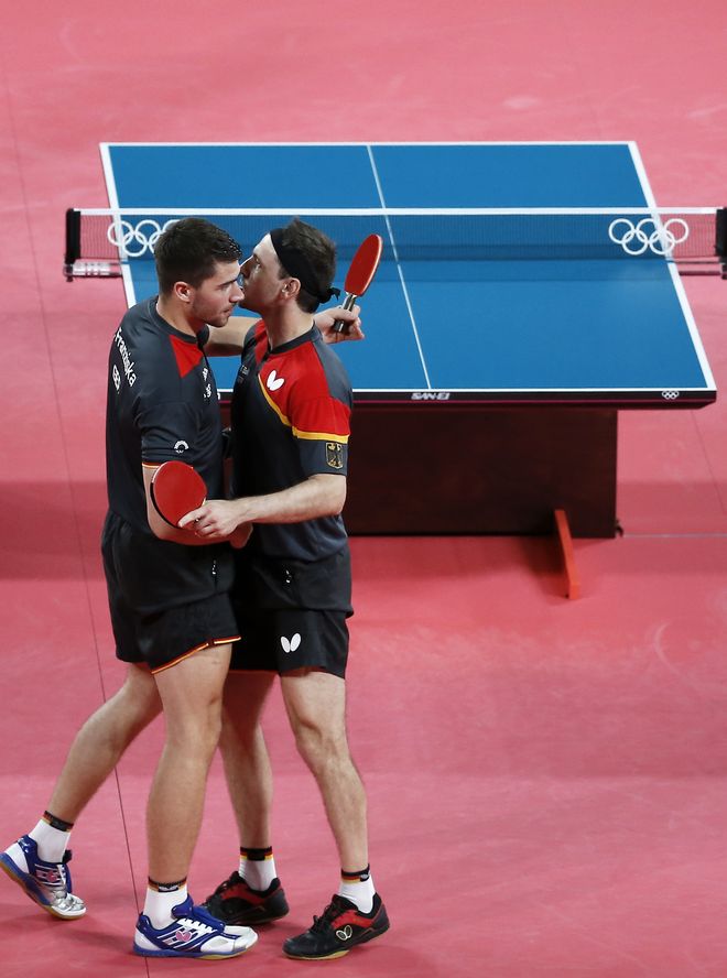 中国乒乓球队碾压日本乒乓球队，波尔制霸全场