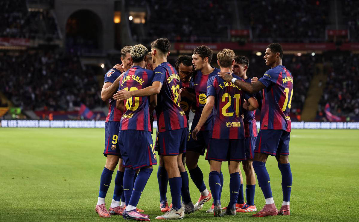 熊猫直播官网-巴塞罗那大比分胜出，继续领跑